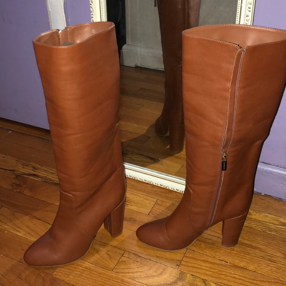 Caramel brown boots
